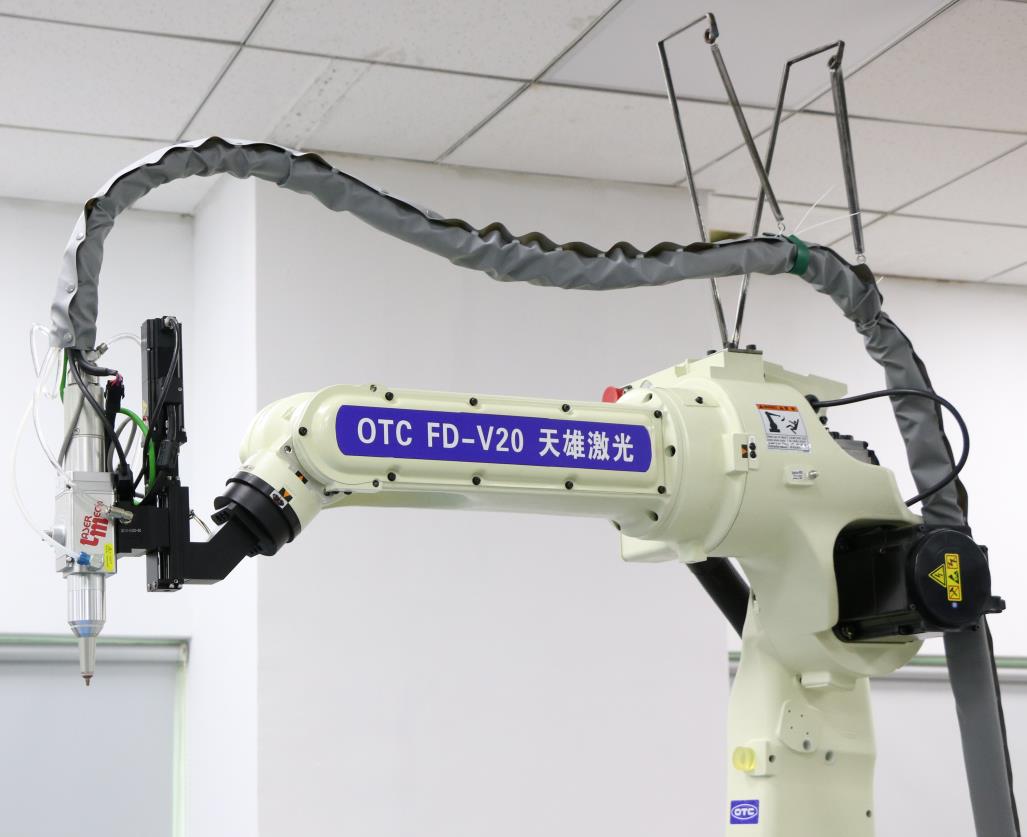 機械（xiè）手激光切割機